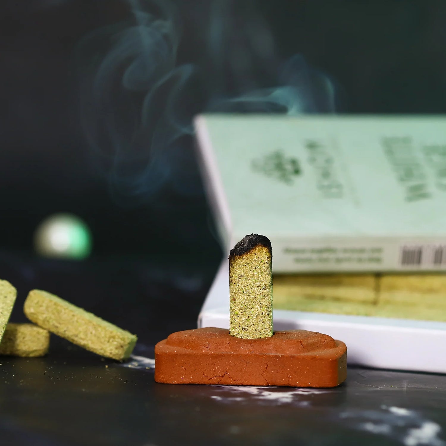 Mattoncini della protezione - 15 mattoncini di incenso con supporto